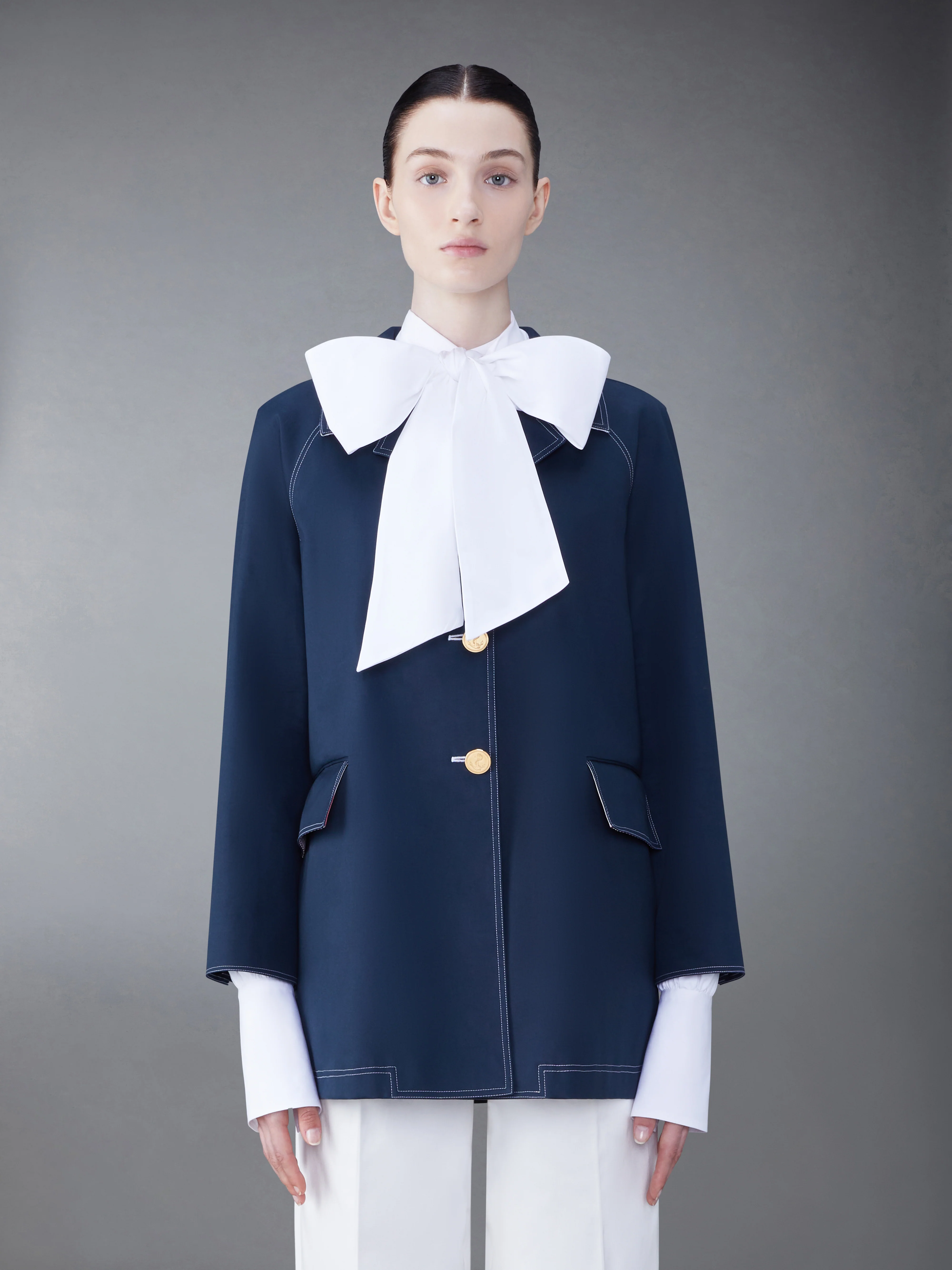 MACKINTOSH CROPPED BOX PLEAT CAR COAT