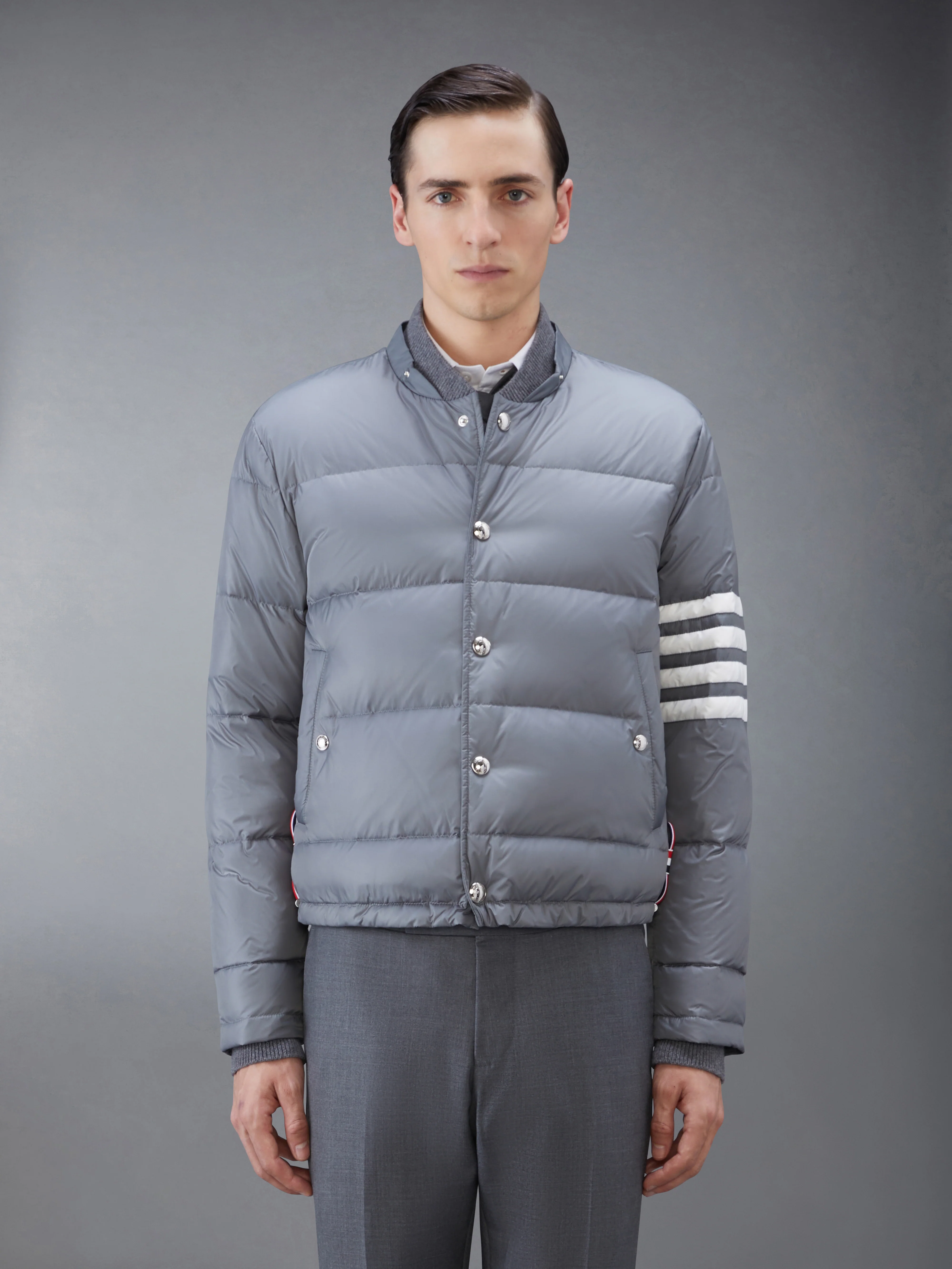 MATTE FINISH NYLON DOWN FILL 4-BAR DETACHABLE HOOD BOMBER