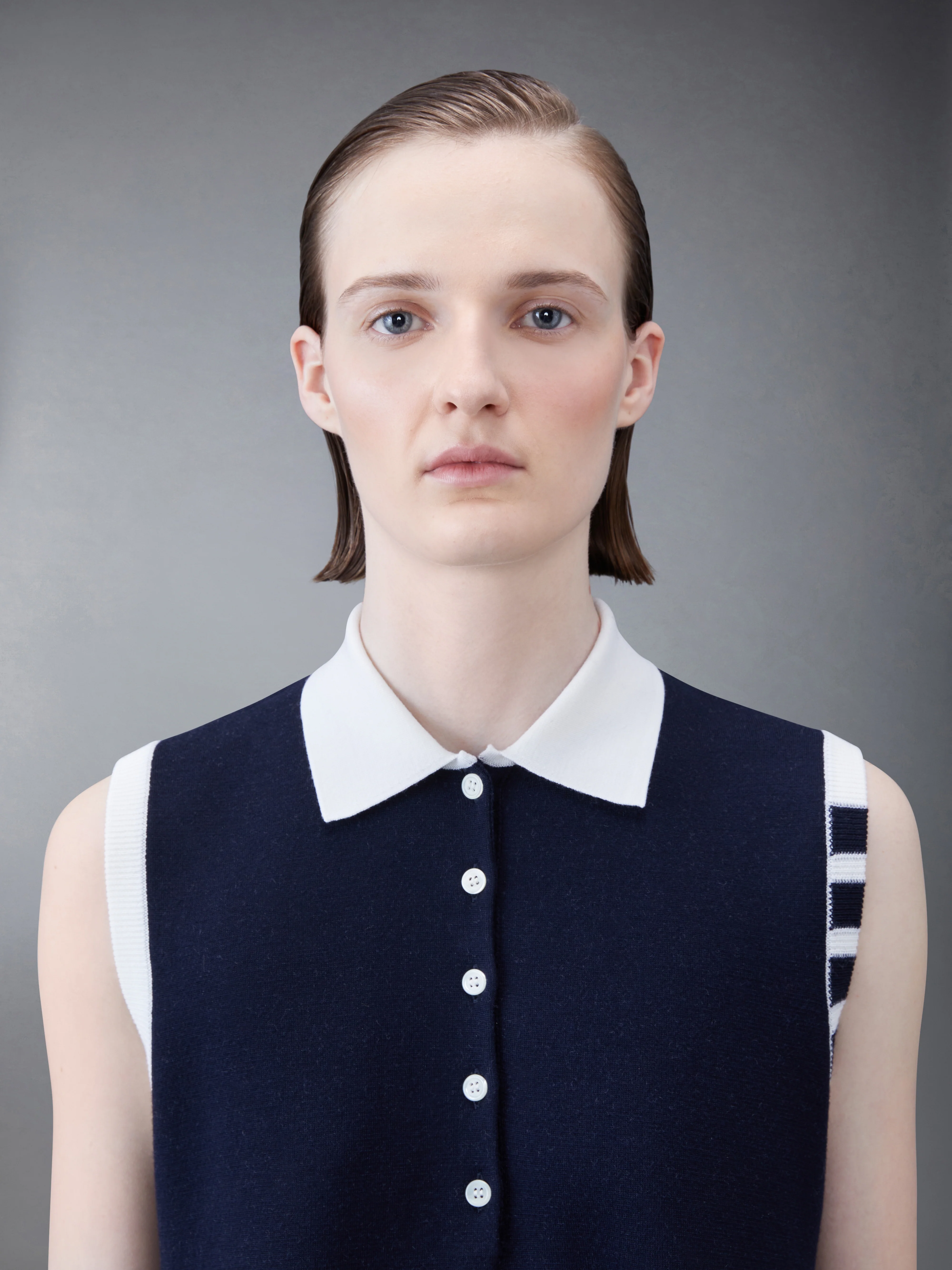 8715-merino-hector-4-bar-sleeveless-polo-mini-dress-6.webp Merino Hector 4-bar Sleeveless Polo Mini Dress