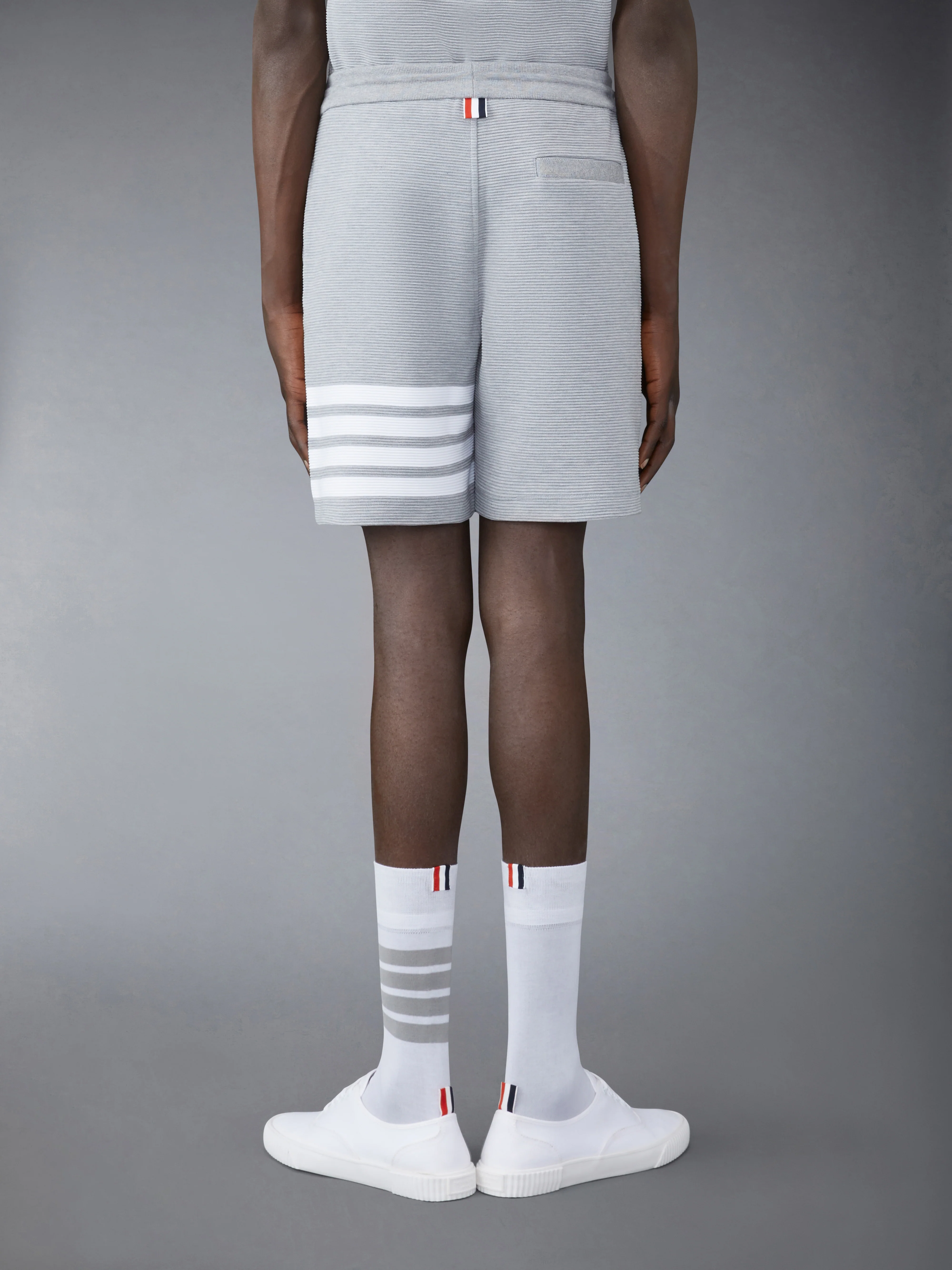 9402-ottoman-4-bar-sweatshorts-3.webp OTTOMAN 4-BAR SWEATSHORTS