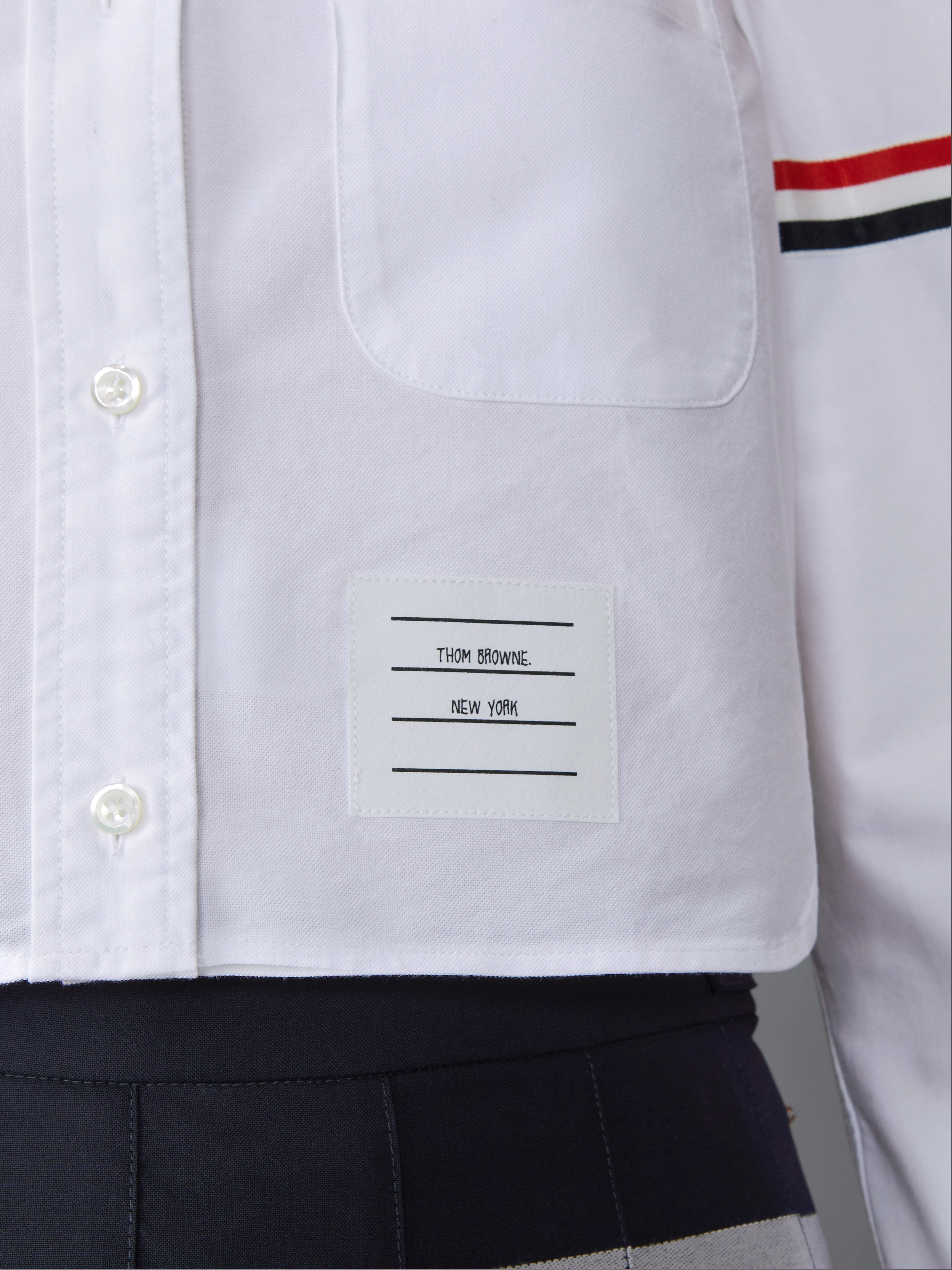 9446-oxford-armband-cropped-round-collar-shirt-5.webp OXFORD ARMBAND CROPPED ROUND COLLAR SHIRT