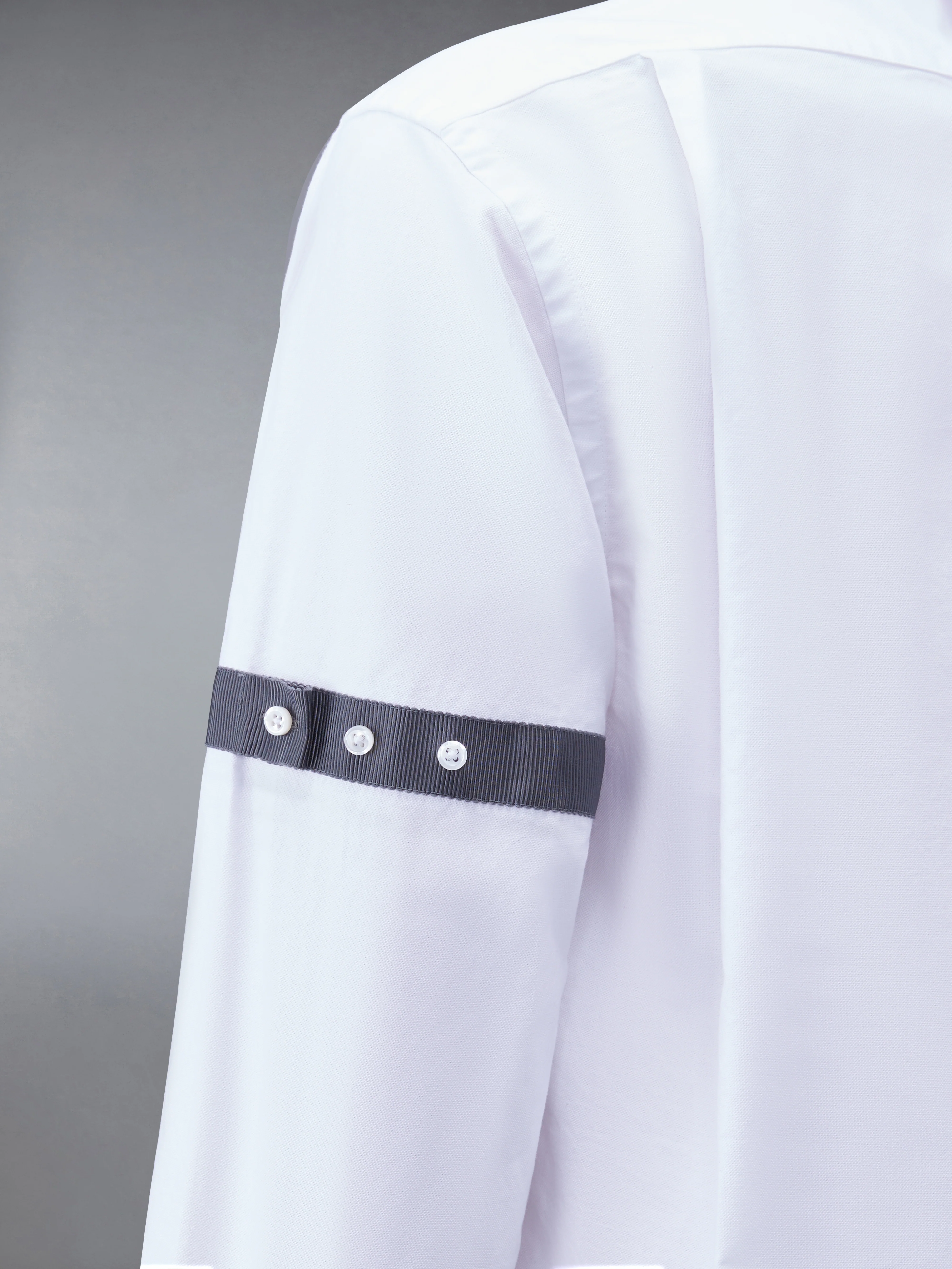 9461-oxford-armband-shirt-7.webp OXFORD ARMBAND SHIRT