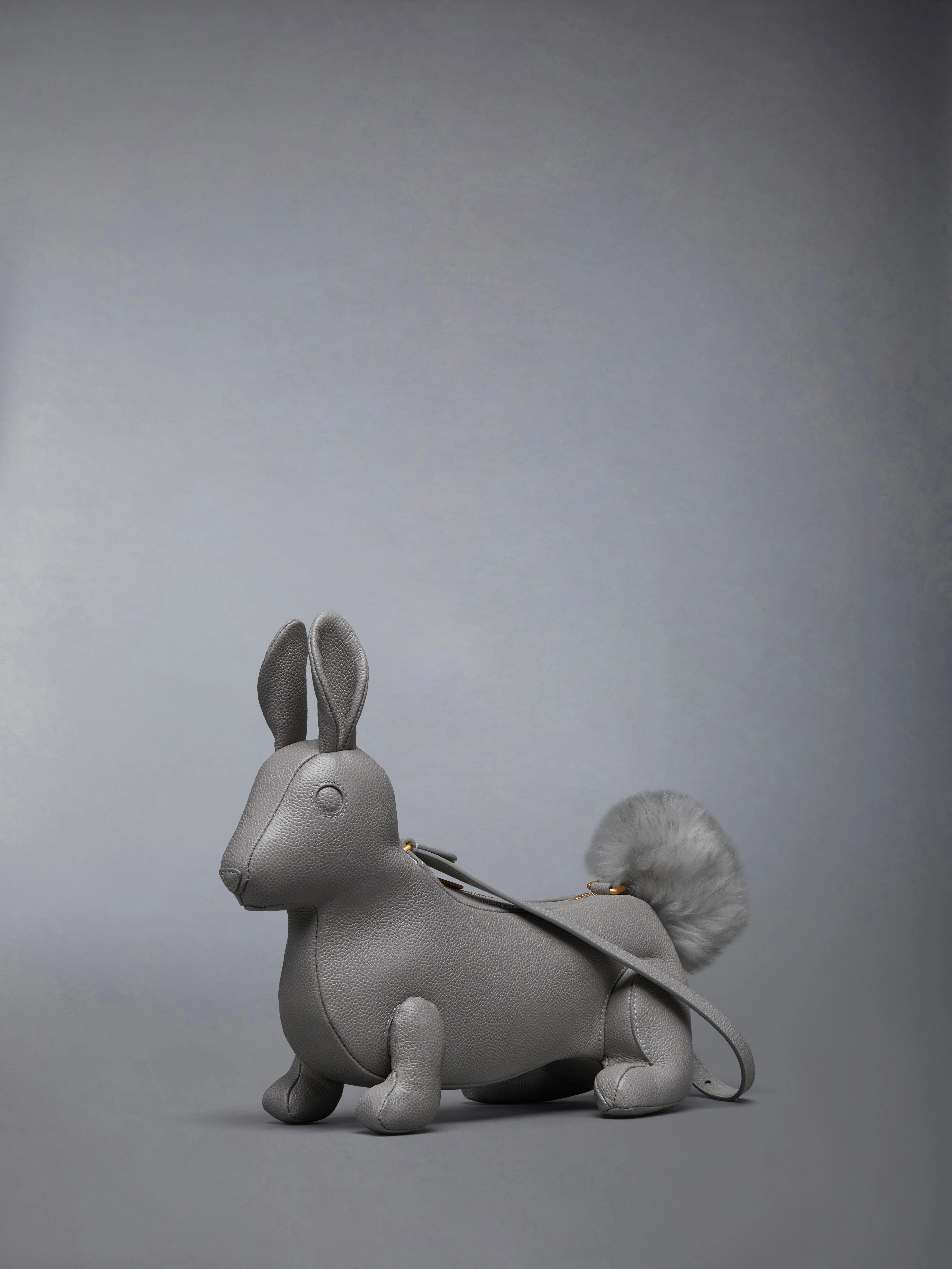 PEBBLE GRAIN BABY RABBIT BAG
