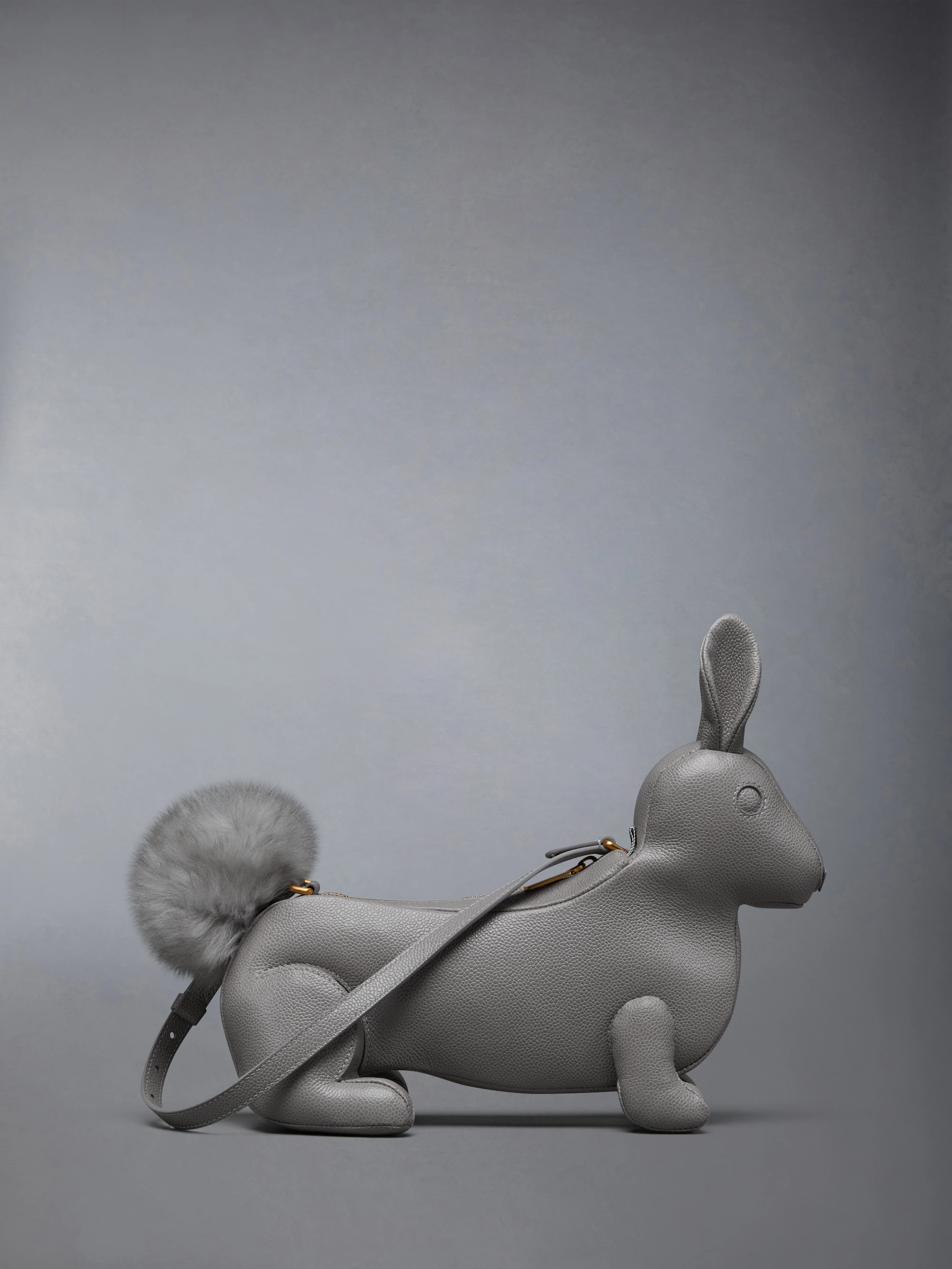 9961-pebble-grain-baby-rabbit-bag-3.webp PEBBLE GRAIN BABY RABBIT BAG