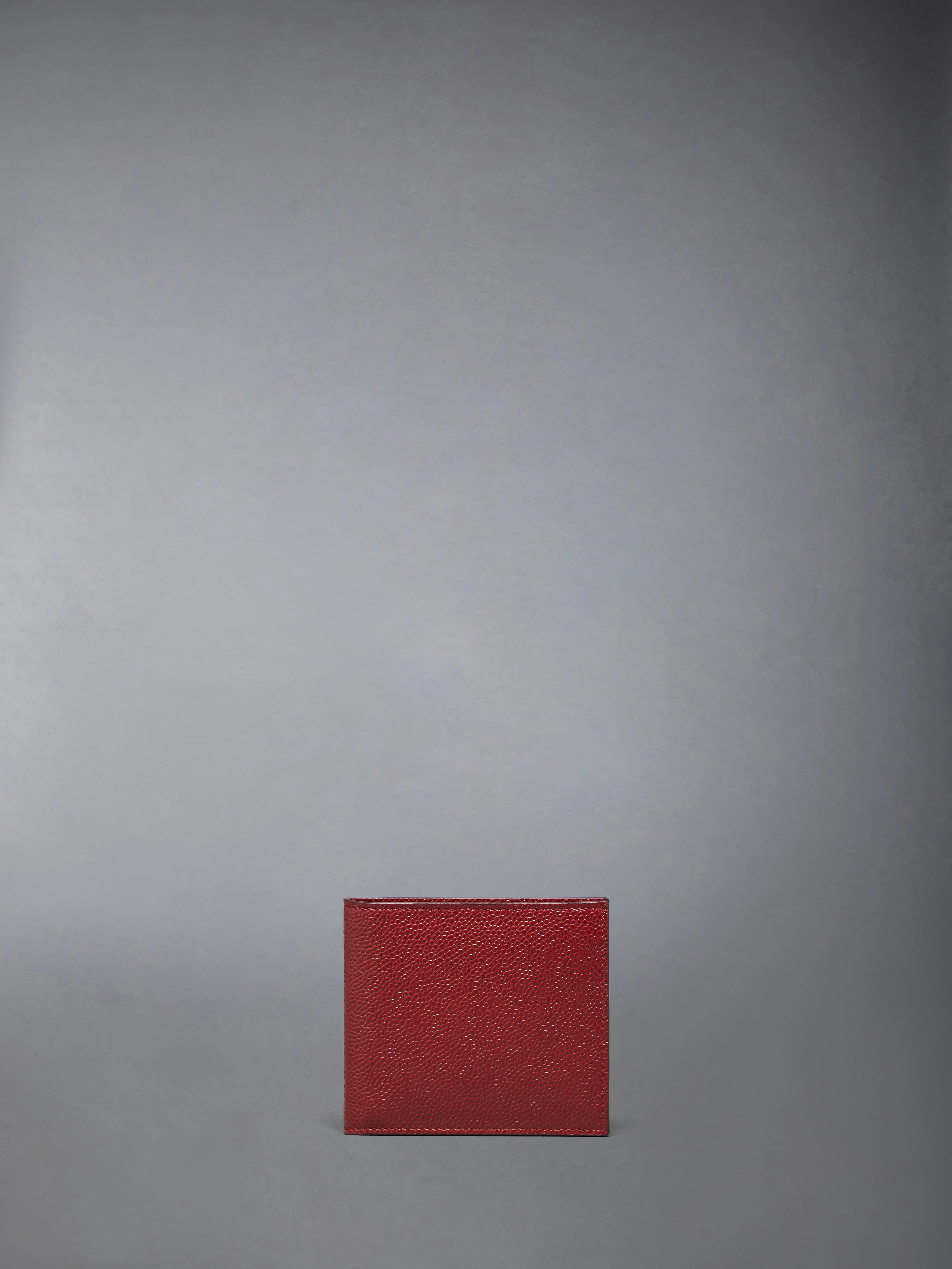PEBBLE GRAIN BIFOLD