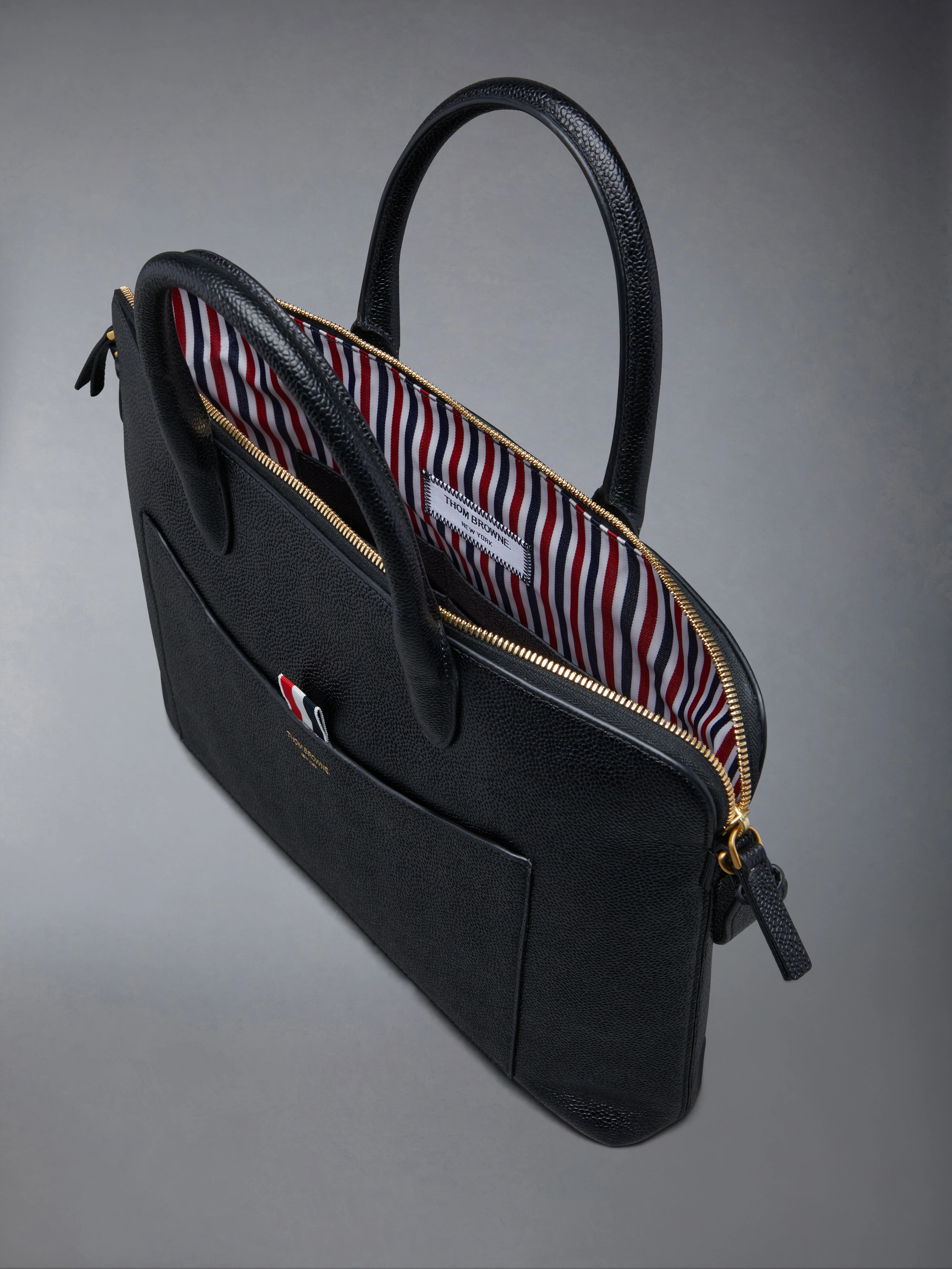9992-pebble-grain-briefcase-5.webp PEBBLE GRAIN BRIEFCASE