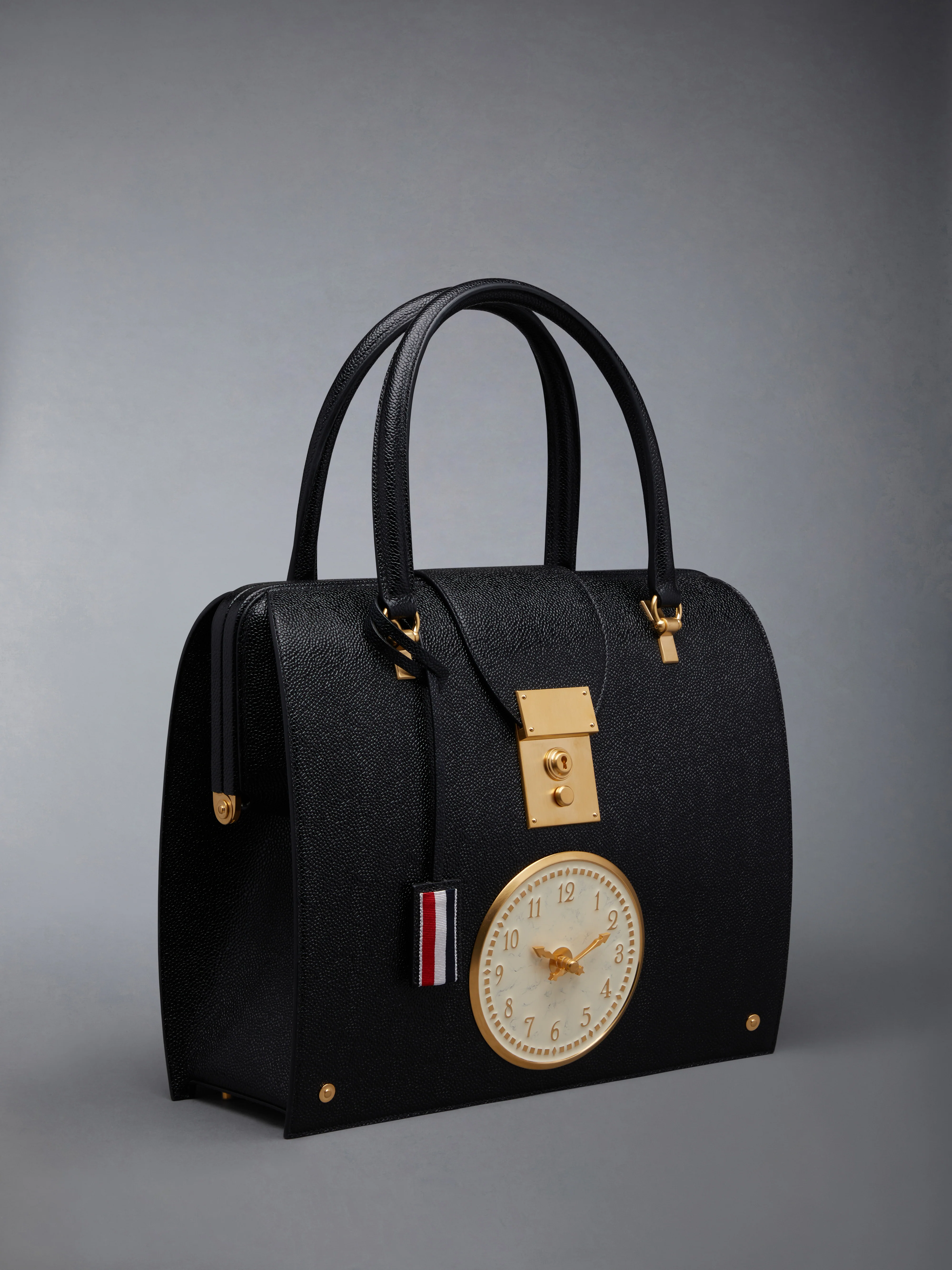 PEBBLE GRAIN CLOCK MRS. THOM BAG