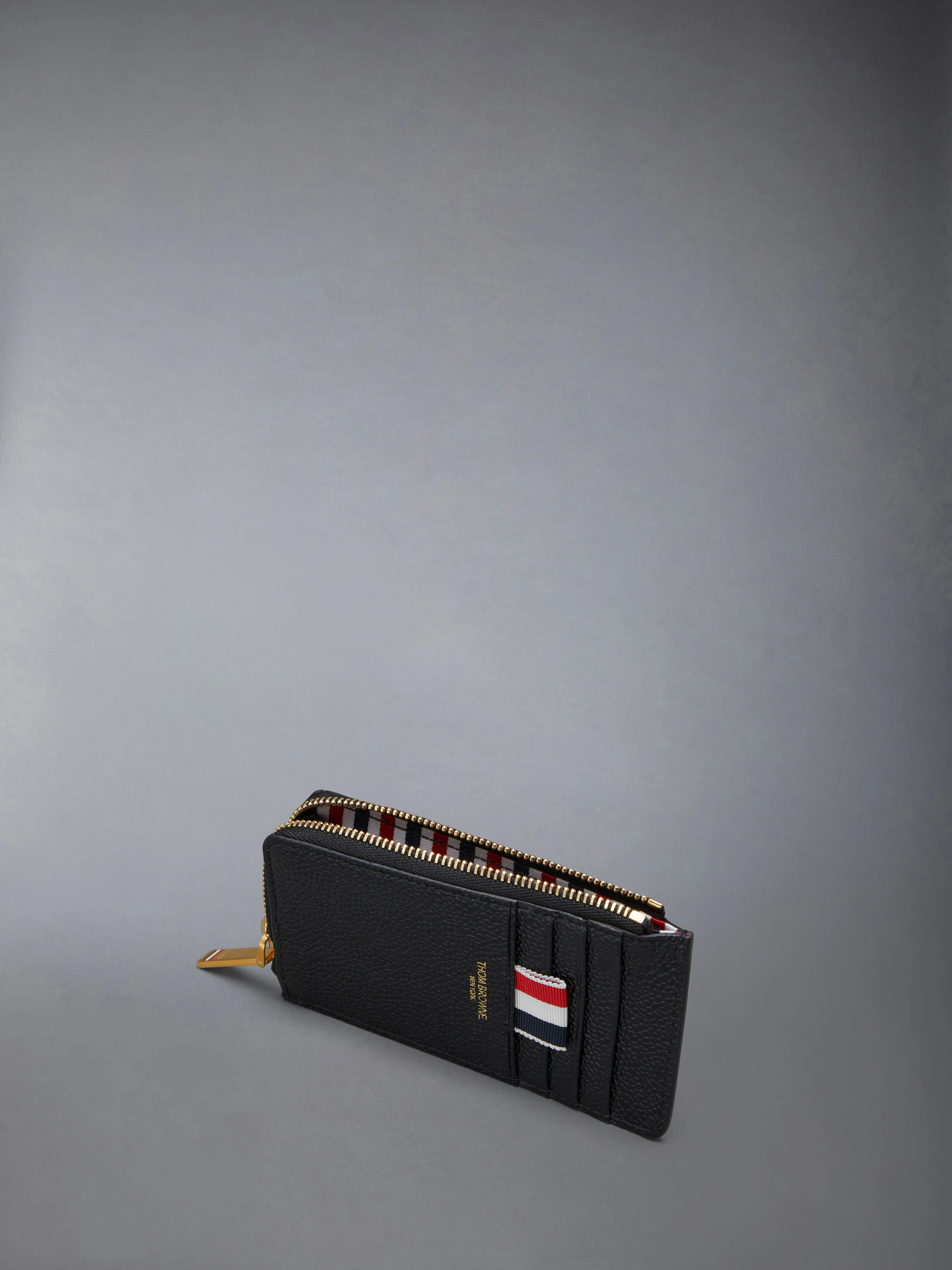 9994-pebble-grain-coin-card-holder-3.webp PEBBLE GRAIN COIN CARD HOLDER